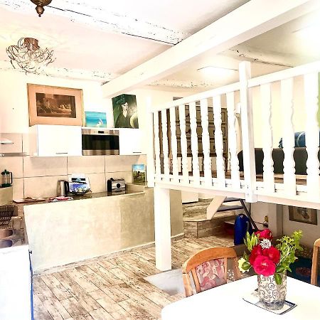 ブランドLa Casa Poli Un Tiny Loft Au Cap Corseアパートメント エクステリア 写真
